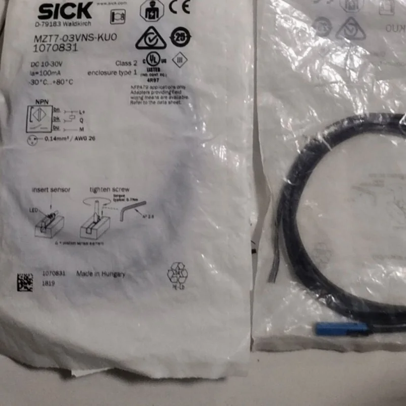 

SICK SENSORS FOR T-SLOT CYLINDERS 1070831 MZT7-03VNS-KU0 Cable,3 wire ,2m