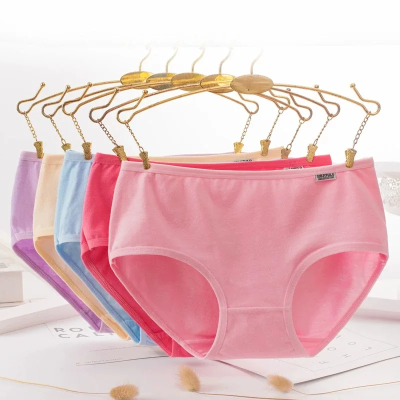 Sweet girl comfort candy solid color cotton mid-low-waist ladies sexy triangle student panties girls panties for teenagers