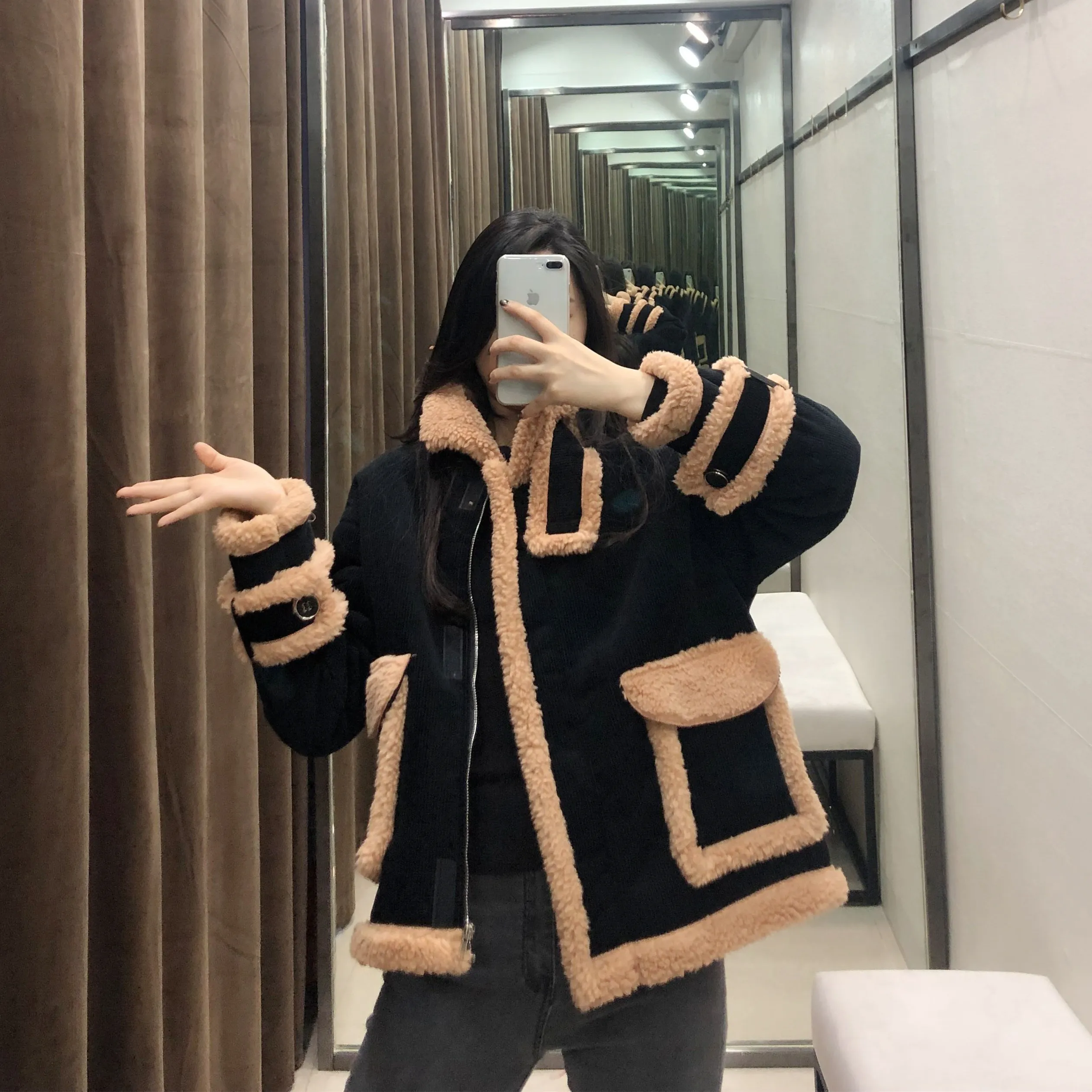 Corduroy lambswool Jacket Women's Winter 2023 New Fur oneness  Parker Jackets Short Korean Loose Warm coats Ladies overcoat