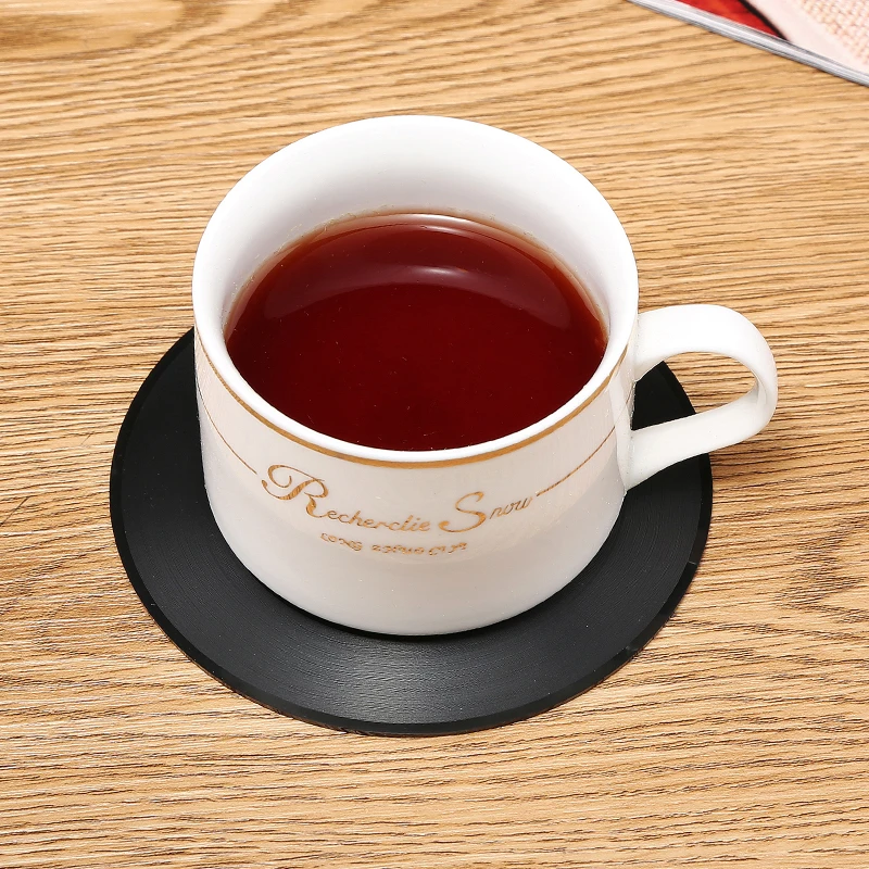 2/4/6pcs Creative Record Coaster Retro CD Insulation Pads Vinyl Place Mats Coffee Mug Cup Mats Fashion Kitchen Table Decoration