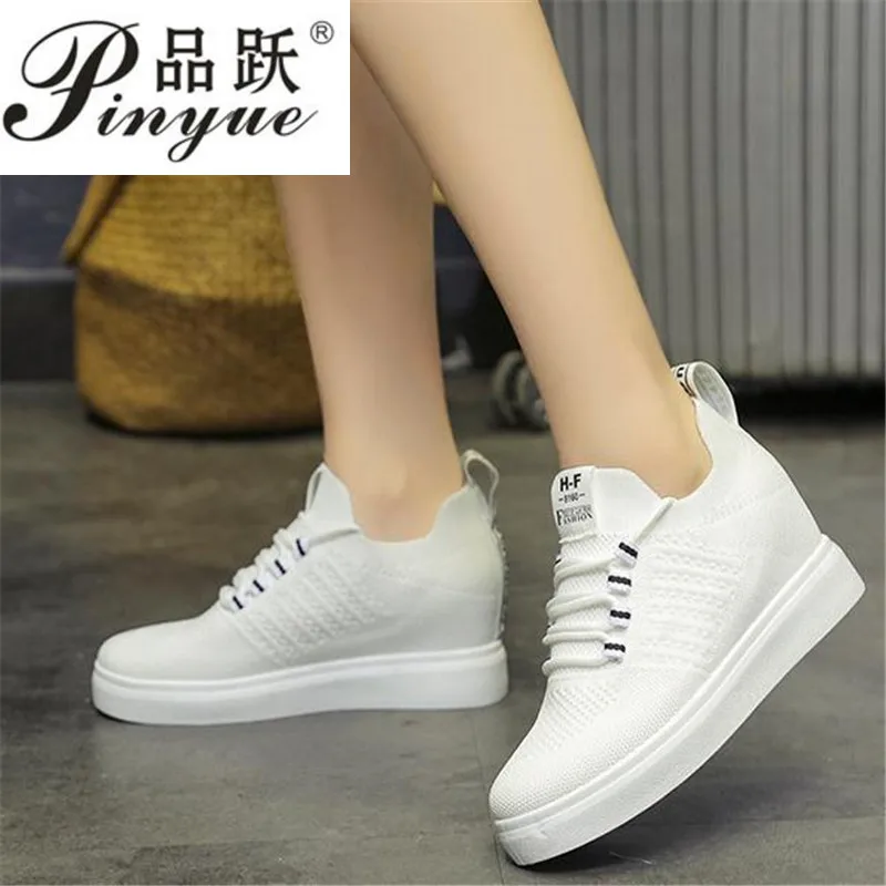 Spring Summer Women Tennis Gym Female Sport Walking Breathable Mesh Light Sport Shoe Flying Weaving Running Shoes