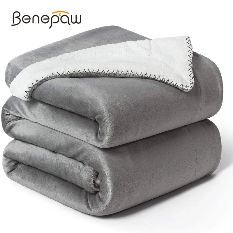 

Benepaw Cozy Reversible Dog Blanket For Small Medium Big Dog Autumn Winter Washable Fleece Flannel Waterproof Pet Bed Mat Cover