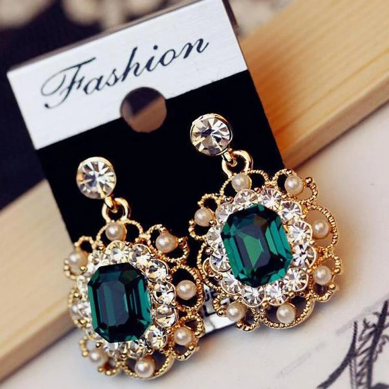 NEW Women Fashion Jewelry Style Green Earrings Handmade Rhinestone Sweet Stud Crystal Dangle Earrings For Women Girl