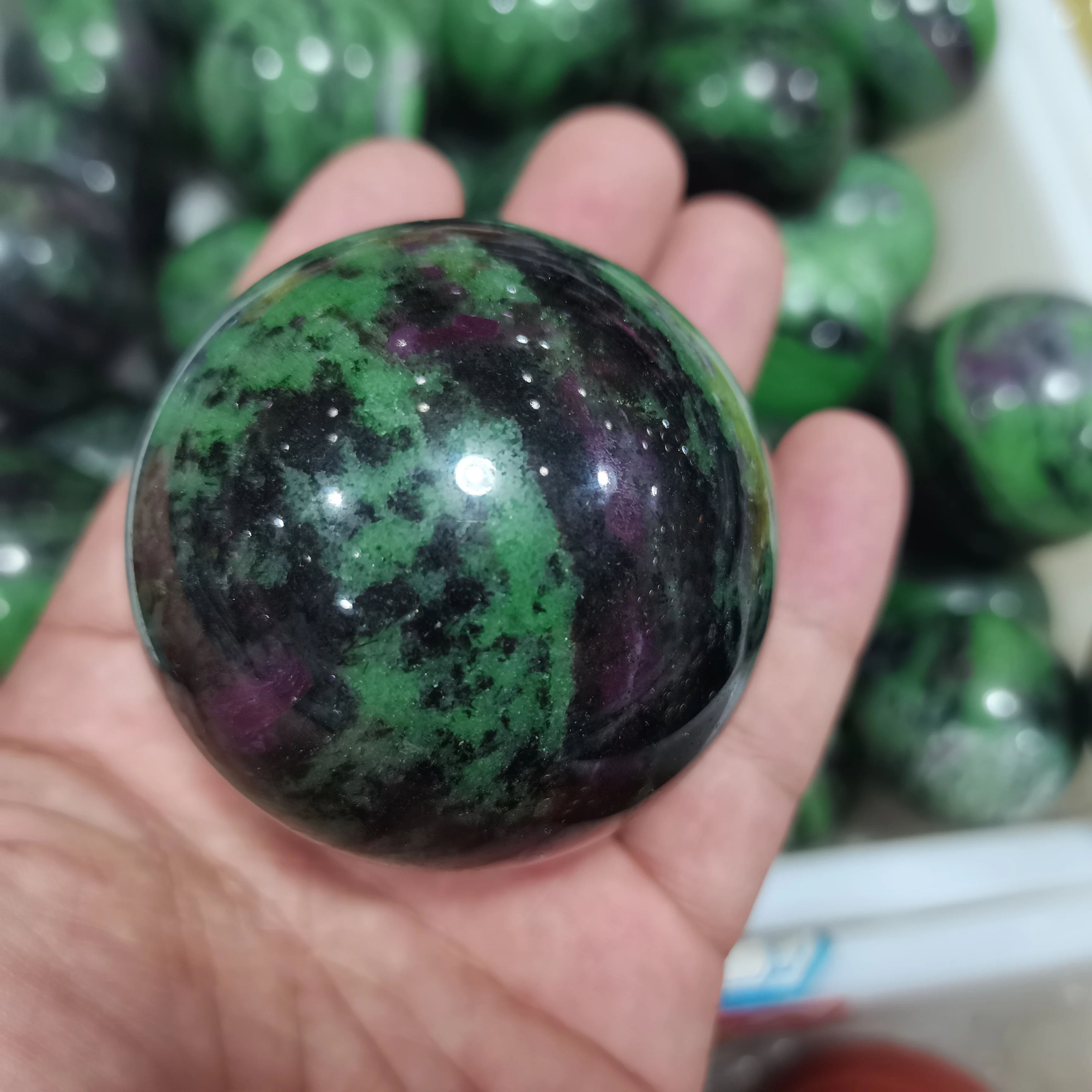 Natural Ruby Zoisite Ball Epidote Quartz Crystal Spheres Red Green Treasure Minerals Reiki Energy Healing Stones Room Decorate