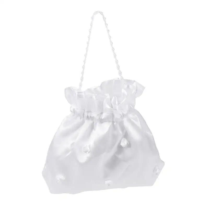 Brauttasche aus Samt mit Blumen- und Perlenverzierung – Meine Erfahrung als Brautjungfer bei der Hochzeit meiner Schwester