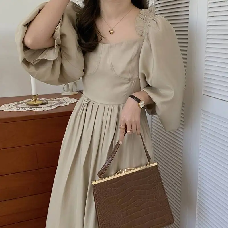 2022 Spring New Women French Retro Dress Loose Gentle Square Colloar Puff Sleeves Elegant Long Chic Female Fashion Vestidos