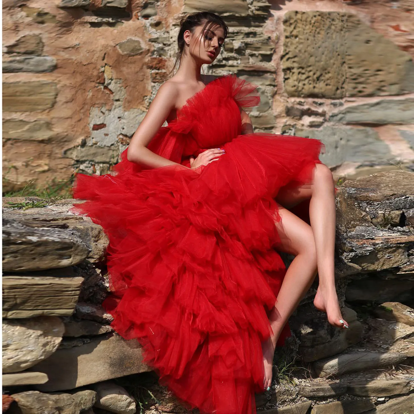 Vestidos de baile vermelho elegante sem alças alta baixa tule vestido de noite andar vestido com trem coleções vestido de festa de casamento