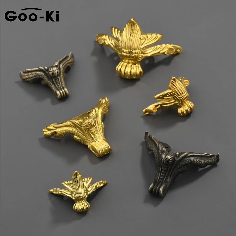 4 PCS G00-Ki Antique Wood Box Feet Leg Corner Protector Triangle Rattan Carved Decorative Bracket For Furniture Hardware