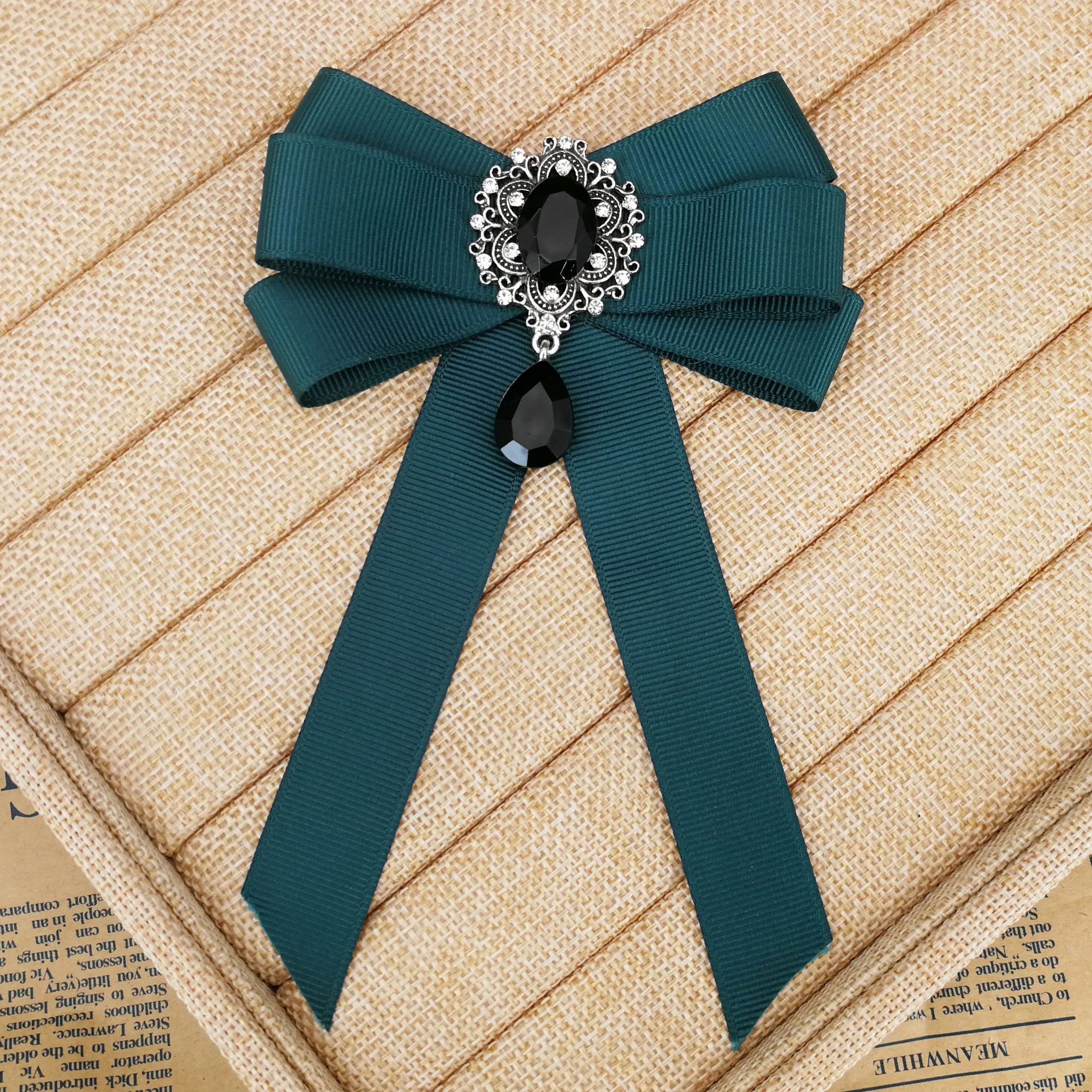 Fashion Black Red Ribbon Bow Brooch Rhinestone Crystal Fabric Cloth Art Luxury Wedding Dress Pins And Brooches Gift For Women