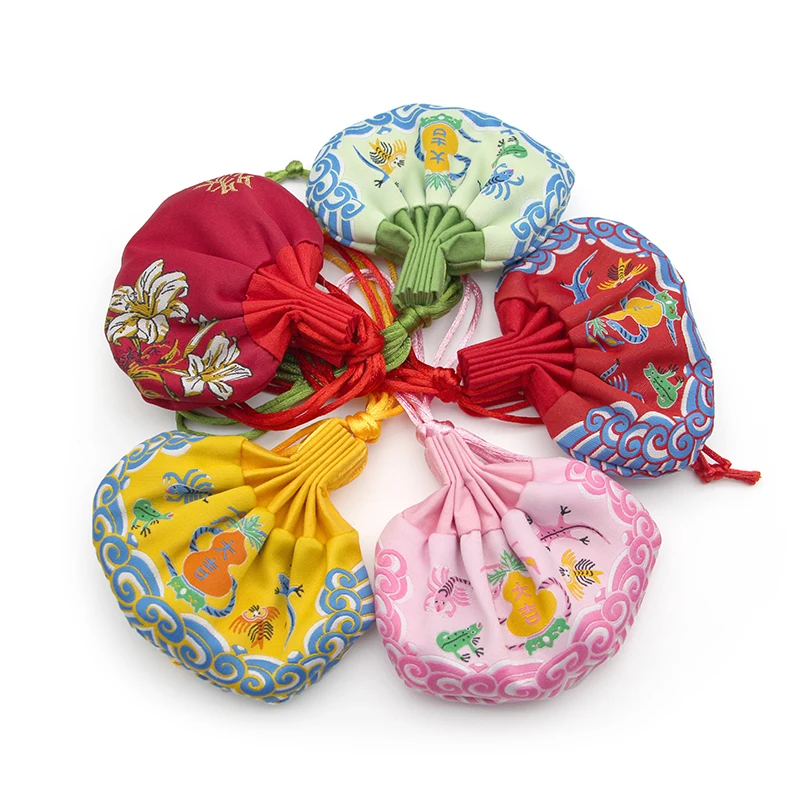 2021new Round Sachet Chinese Style Retro Floret Costume Hanfu Decoration for  Woman Mini Jewelry Bag Spice Fashion Sachet Gifts