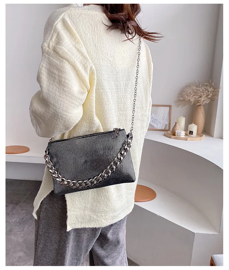 Fashion Women Clutch Bag 2022 Small Shiny Shoulder Messenger Bag for Female Luxury Chain Crossbody Pack