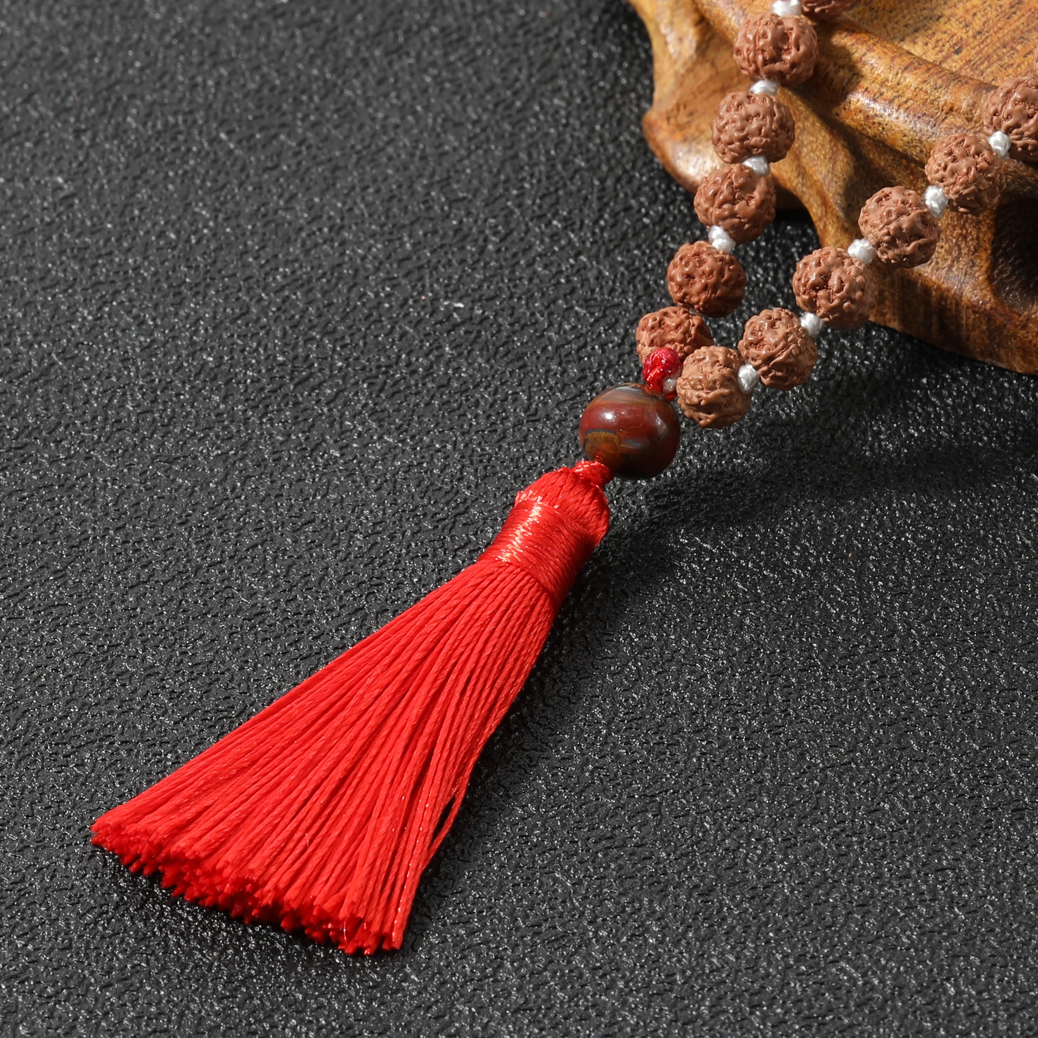 Natural Rudraksha Knotted 108 Mala Bead Necklace Meditation Yoga Declaration Blessing Prayer Red Tassel Pendant Jewelry