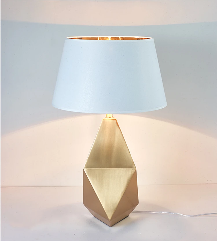 Modern Table Lights Gold Table Lamps For Living Room Bedroom Bedside Reading Lamp Gold Color E27 US EU Plug