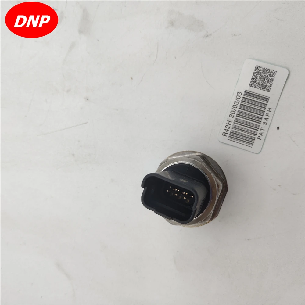 45PP3-1 1465A034A 8C1Q9D280AA Fuel Rail Pressure Sensor Fit For Nissan Navara YD25 D40 R51 Pathfinder 2.5