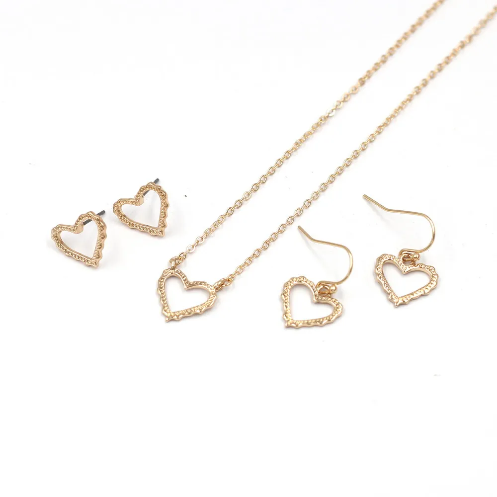 2020 New Wave Double Side Heart Hollow Out Cute Pendant Necklace for Women