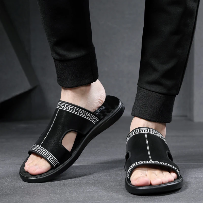 2023 New Summer Fashion Anti-Slip Slippers Beach Shoes Brand Flip Flops Soft Men Sandals