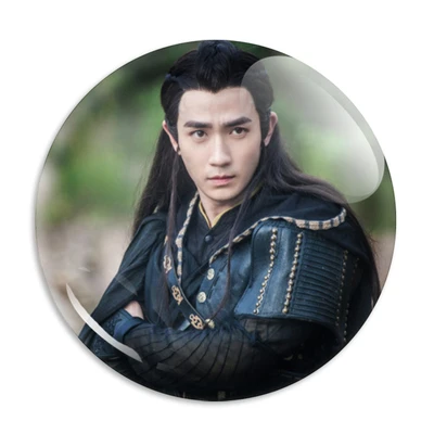 12 pieces Zhu Yilong Photo Badge Brooch Ornaments Insignia China TV Drama Program Zhen Hun Male Art Picture Badge Christmas Gift