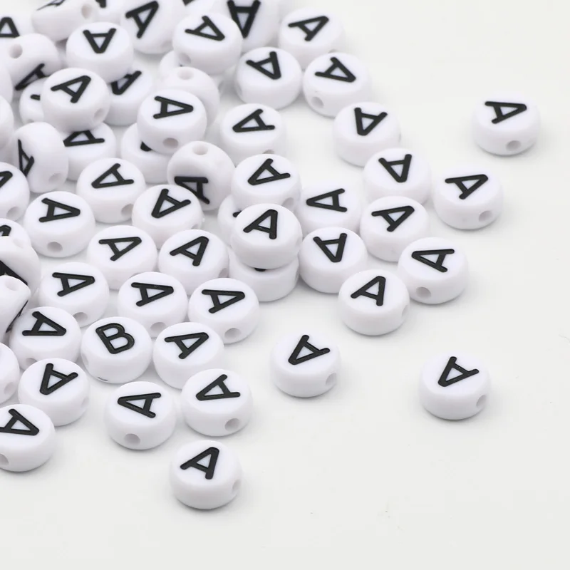 50/100/200 stks/partij 7x4mm Witte Ronde A-Z Alfabet Letter Acryl Losse Spacer kralen voor Sieraden Maken Diy Armband Accessoires