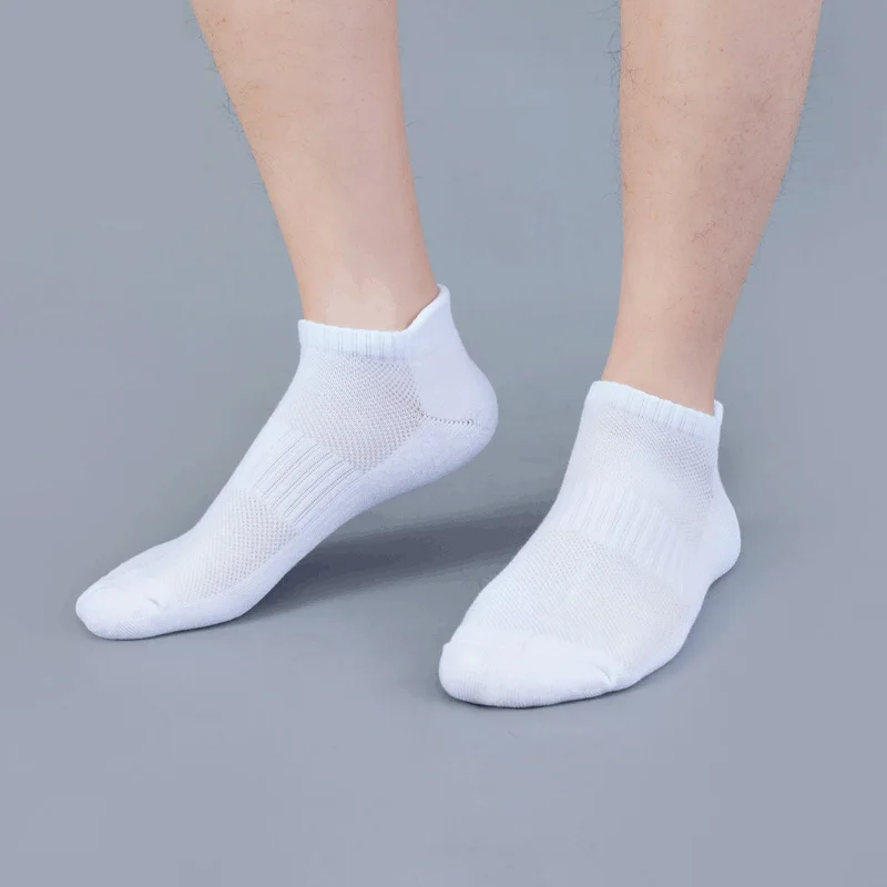 Primavera verão masculino cor sólida esportes barco meias suor-absorvente malha selvagem boca rasa algodão tornozelo meias