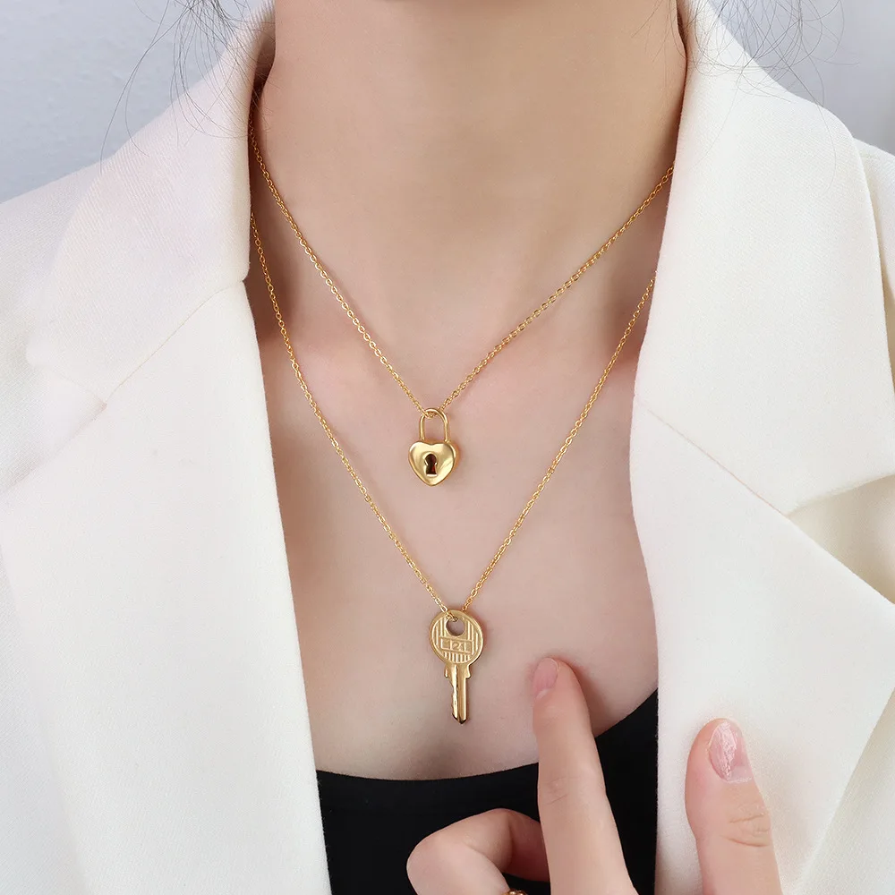 PVD 18K Gold Plated Stainless Steel Cute Small Heart Lock Key Pendant Necklaces for Women Girl Fashion Stackable Jewelry Gift
