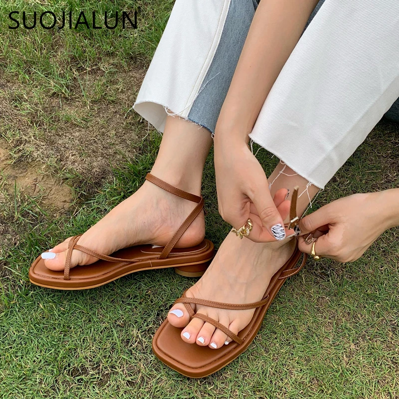 SUOJIALUN 2021 Summer Women Sandal Shoes Low Round Heel Narrow Band Gladiator Casual Sandal Ladies Casual Outdoor Beach Slides