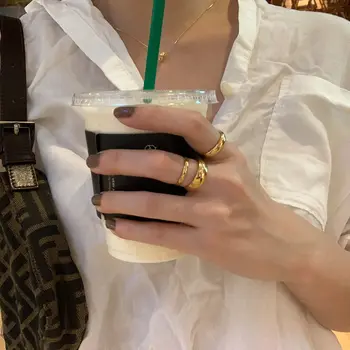 防褪色 2mm 4mm 6mm 不鏽鋼 18K 鍍金銀色女士指節戒指 簡約金戒指 10 最佳銷售 戴金戒指的女人 - №1