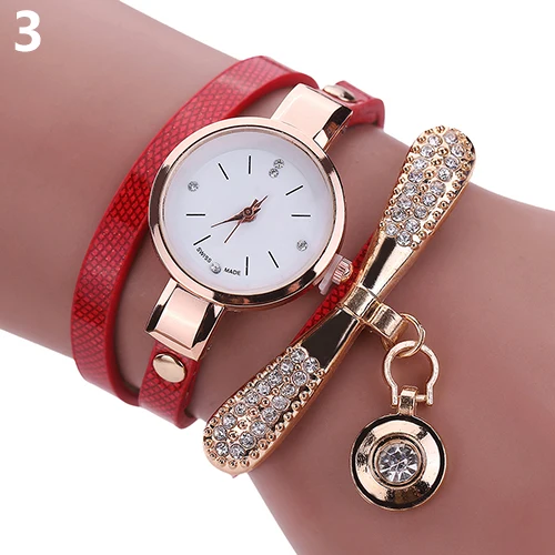 Moda feminina fina pulseira de couro falso relógio strass dial analógico relógio de pulso de quartzo com pingente de diamante com broca dial ladi