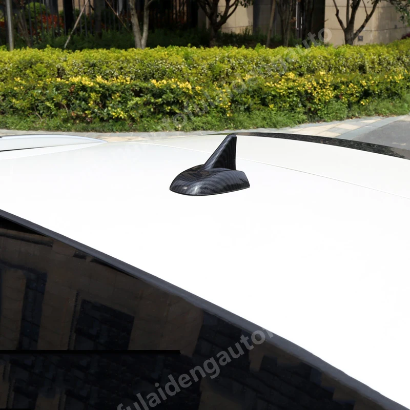 For Maserati Levante 2016-2019 ABS Carbon fiber Roof Shark Fin Aerial FM/AM RV Radio Signal Antenna cover Car Accessories