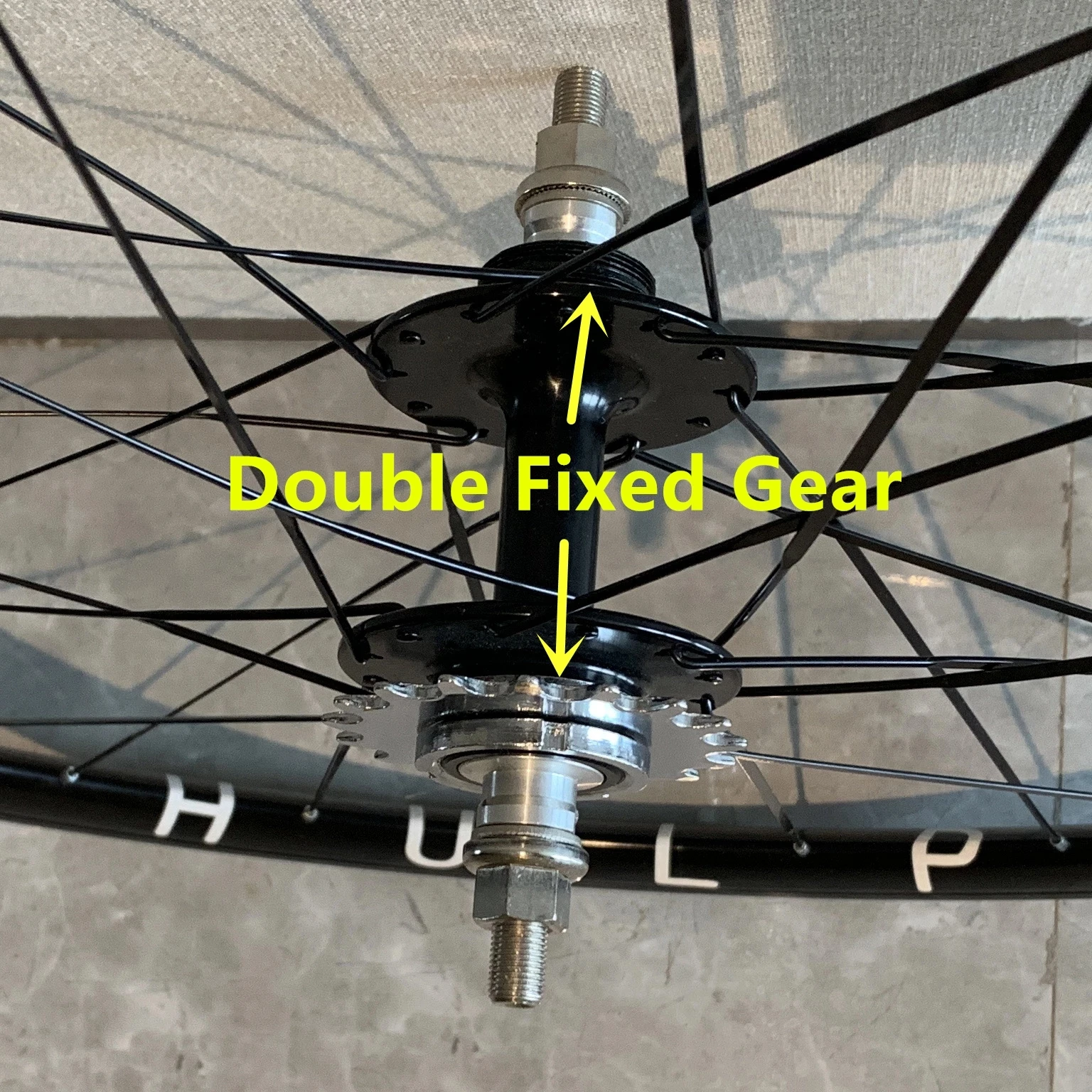 700C Fixed Gear Bike Wheel High Strength Racing Wheelset 30mm Rim Flat Spokes 20-24H Bearing Hub Single Speed Bicycle Parts