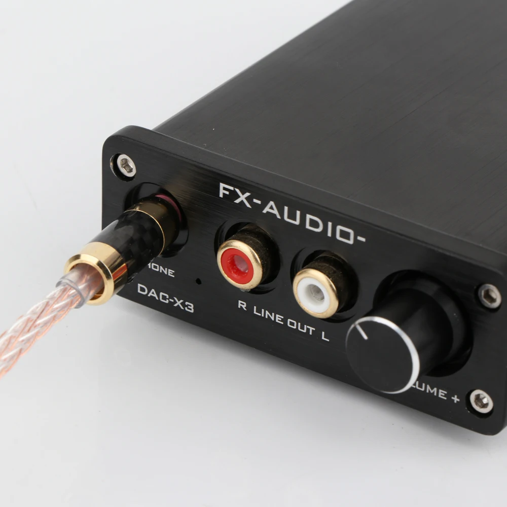 車の補助ケーブル,金メッキ,ハイエンドオスコネクタ,カーボンファイバーケーブル,3.5mm,1607ac