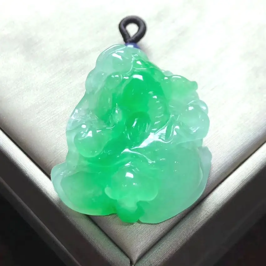 Wonderful Myanmar Jade Pi XIu Pendant Lucky beast Amulet jadite Hanging ornaments Quality