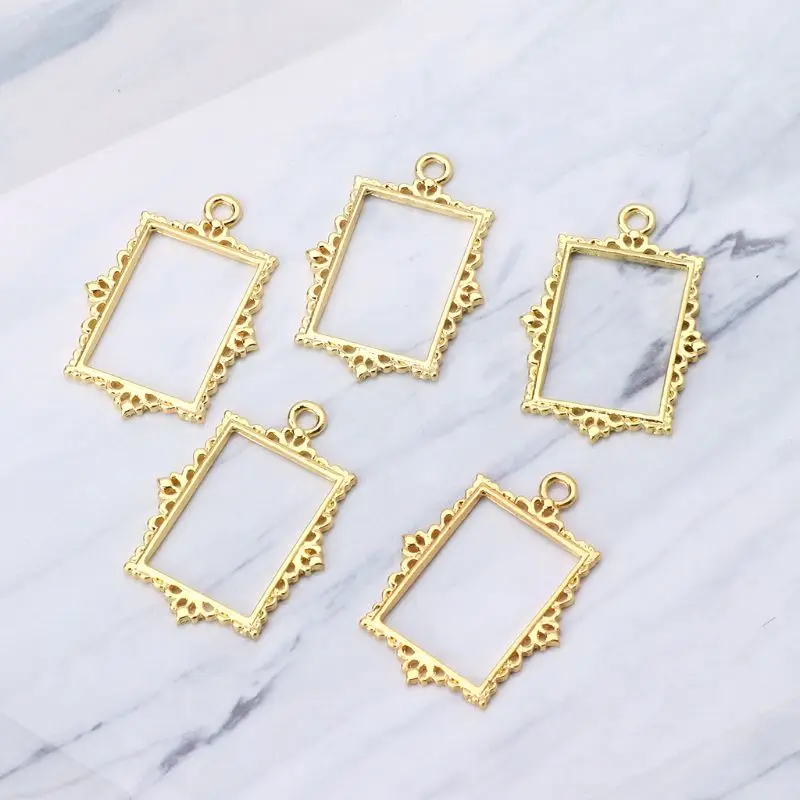 5Pcs Vintage Hollow Album Frames Pendant Open Bezel Setting UV Resin Jewelry DIY M2EA