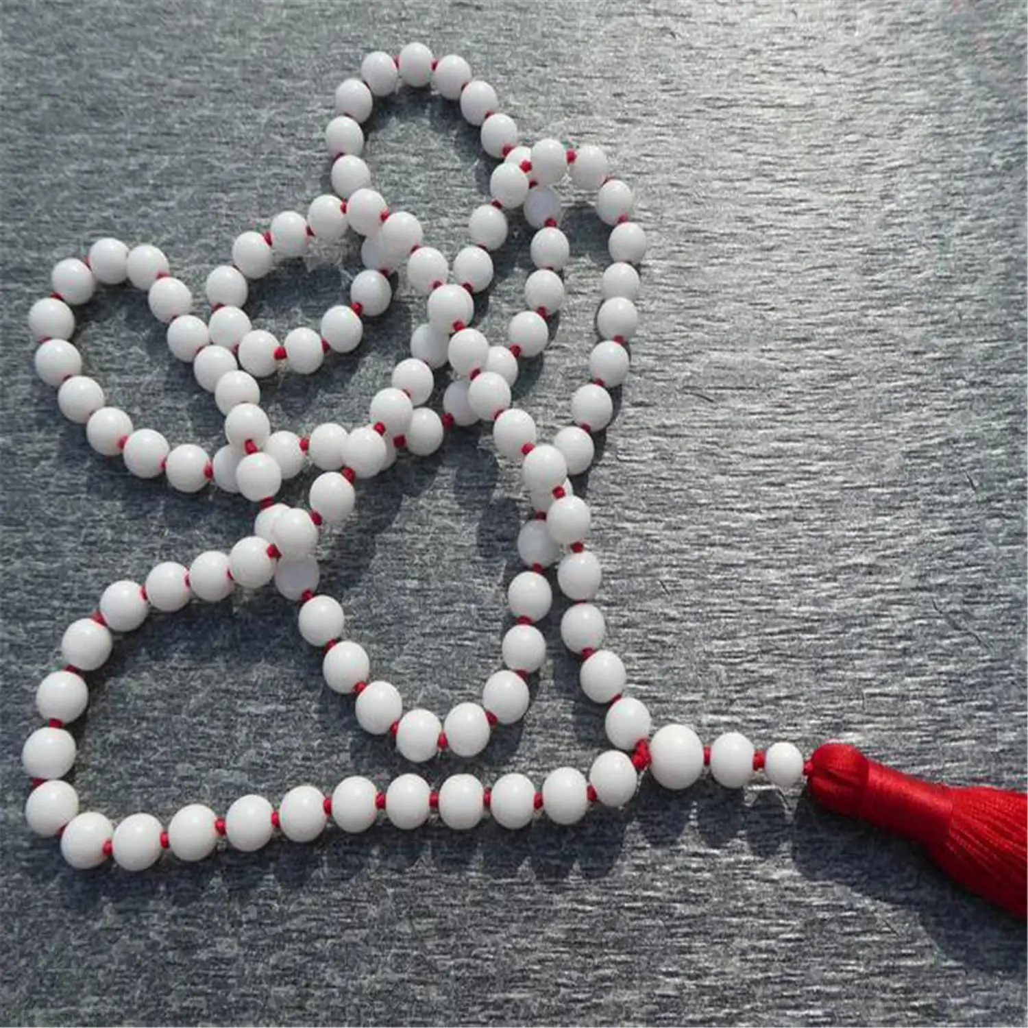 

8mm Natural Tridacna Gemstone 108 Beads Tassel Mala Necklace Pray Yoga Mala Meditation Buddhism Lucky Yoga Prayer Spirituality