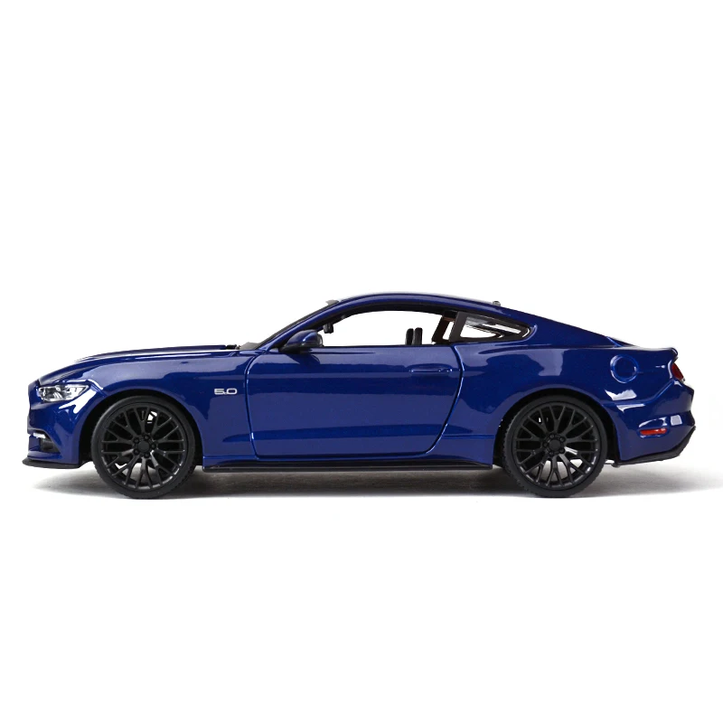 Maisto-Ford Mustang Leges, véhicules moulés sous pression, modèle de collection, jouets de voiture, 1:24, 2015