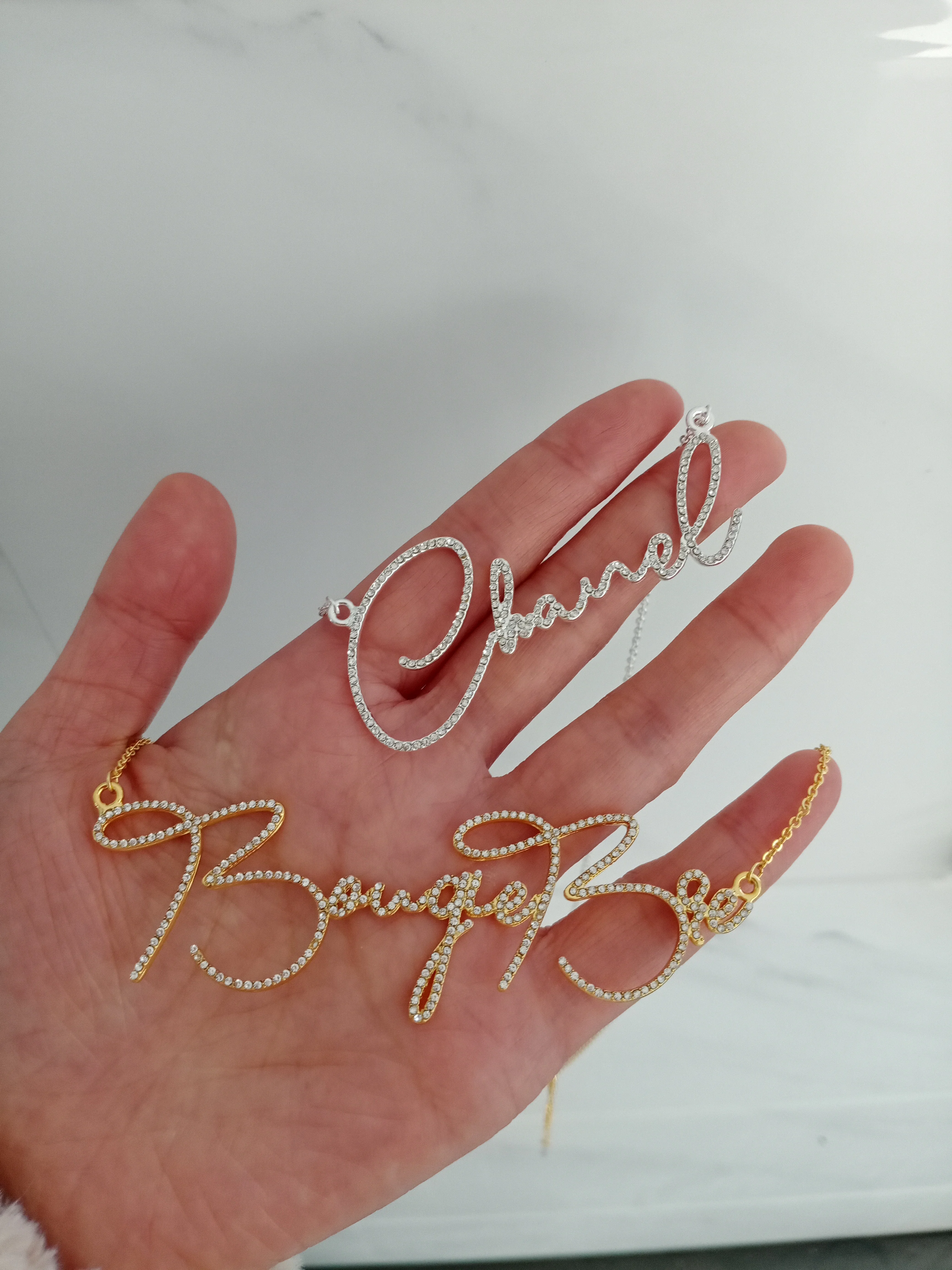 2021 New Trendy Custom Name Letters Necklaces for Women Zircon Thin Font Necklaces Personalized Name Pendant Necklaces AsGifts