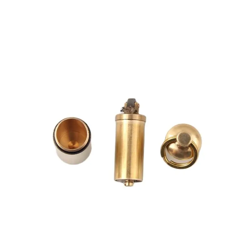 Small Portable Brass Metal Golden Oil Lighter Retro Grinding Wheel Mini Outdoor Waterproof Keychain Lighter