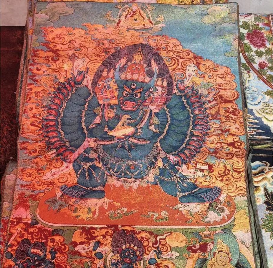 Copper statue Direct sales of Tibetan Buddhist silk embroidery brocade, golden Thangka machine manufacturing, customization and