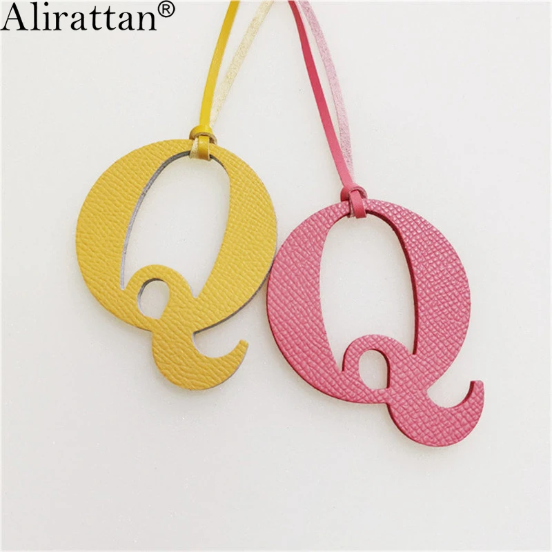 Alirattan New Trendy Genuine Leather English Letter Q Character Charm Wholesale Custom Women Leather Customized Pendant Ornament