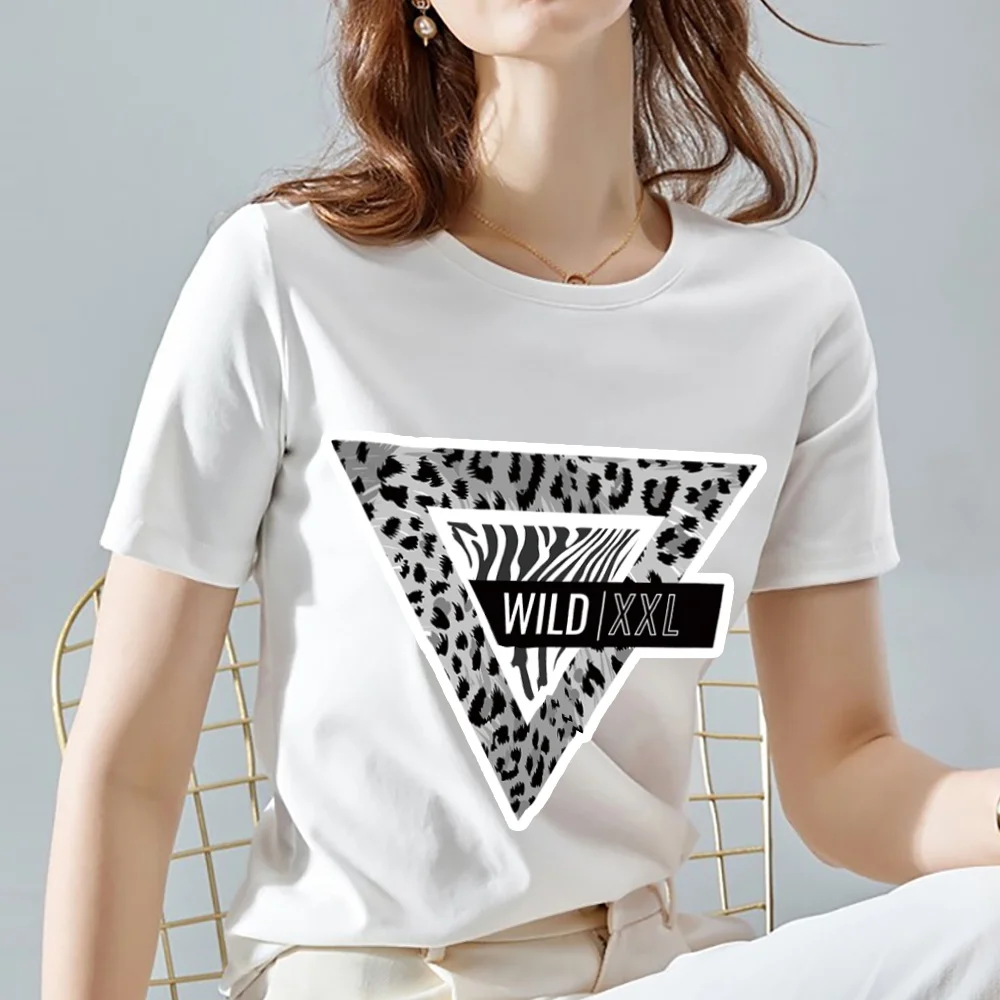 

Women's T-shirt Trend Top Fashion Gray Leopard Print Pattern Series Women's White Classic Round Neck Comfortable Ladies Top