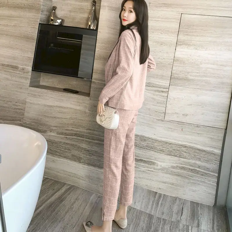 Women\'s Suits 2024 New Large Size Korean Plaid Small Suit Suit Female Summer Spring Net Trend Casual Jacket Shorts Two Piece Set