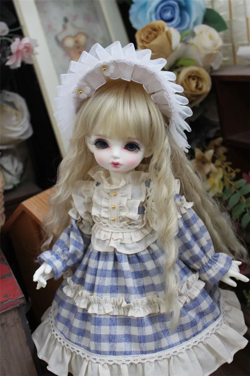 BJD Doll Clothes for 1/3 1/4 1/6 Blythes Size Giant doll clothes blue Plaid Sweet Retro doll accessories (Skirt + Tiara)