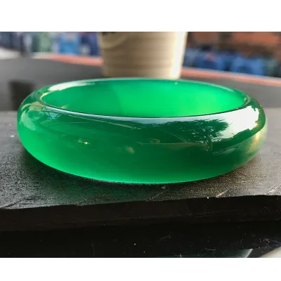 

Zheru Jewelry Natural Agate Chalcedony 54-64mm Green Bangle Elegant Princess Jewelry Gift Best Mother for Girlfriend