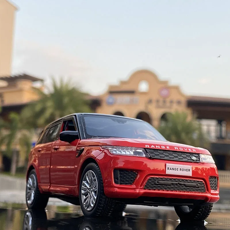 1:32 Range Rover Sports SUV Alloy Car Model Diecast & Toy Vehicles Metal Car Model Simulation Sound and Light Childrens Toy Gift