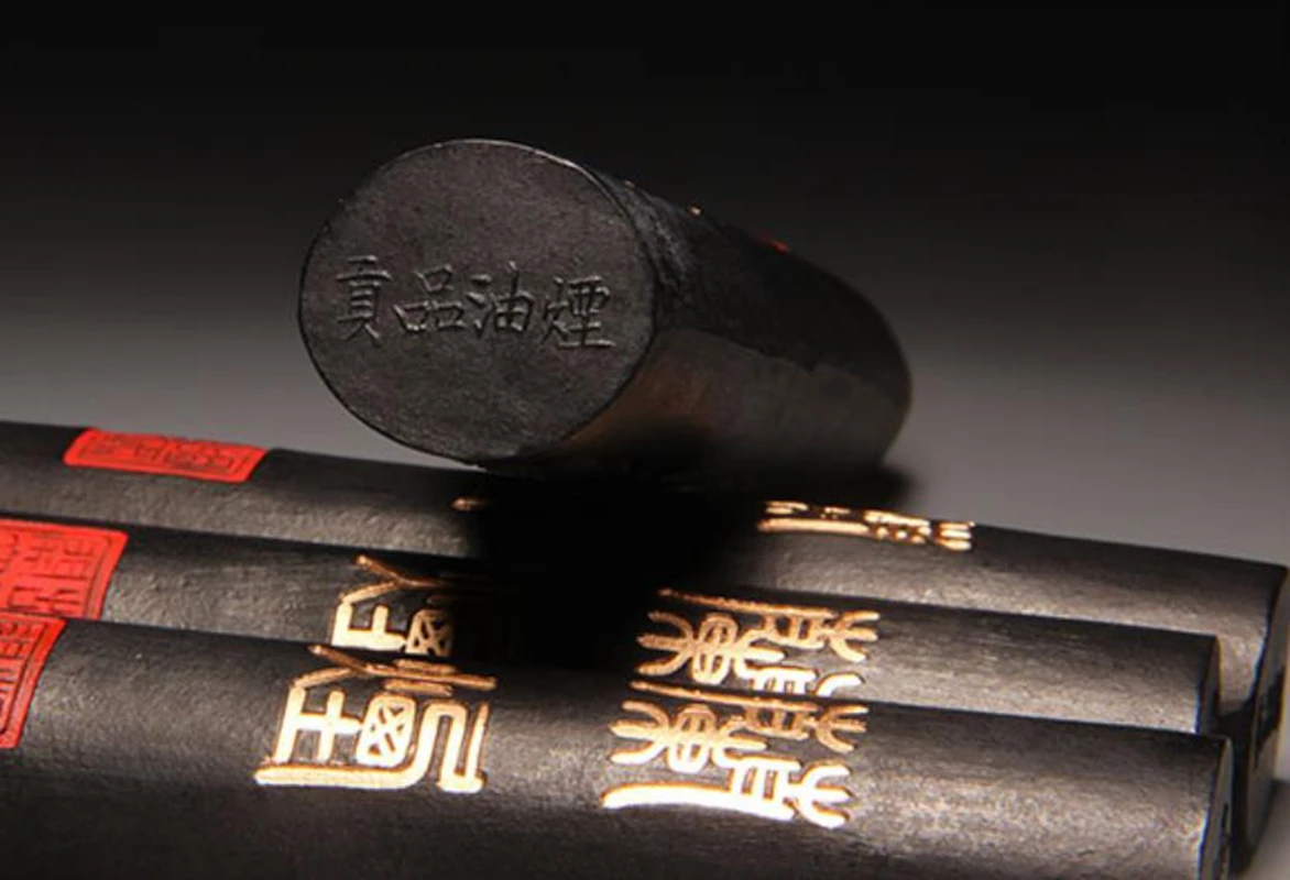 105g Chinese Traditional Oil Soot Ink Stick Inkstick HuKaiWen Brush Water Ink Calligraphy Painting Sumi-E Lan Yan