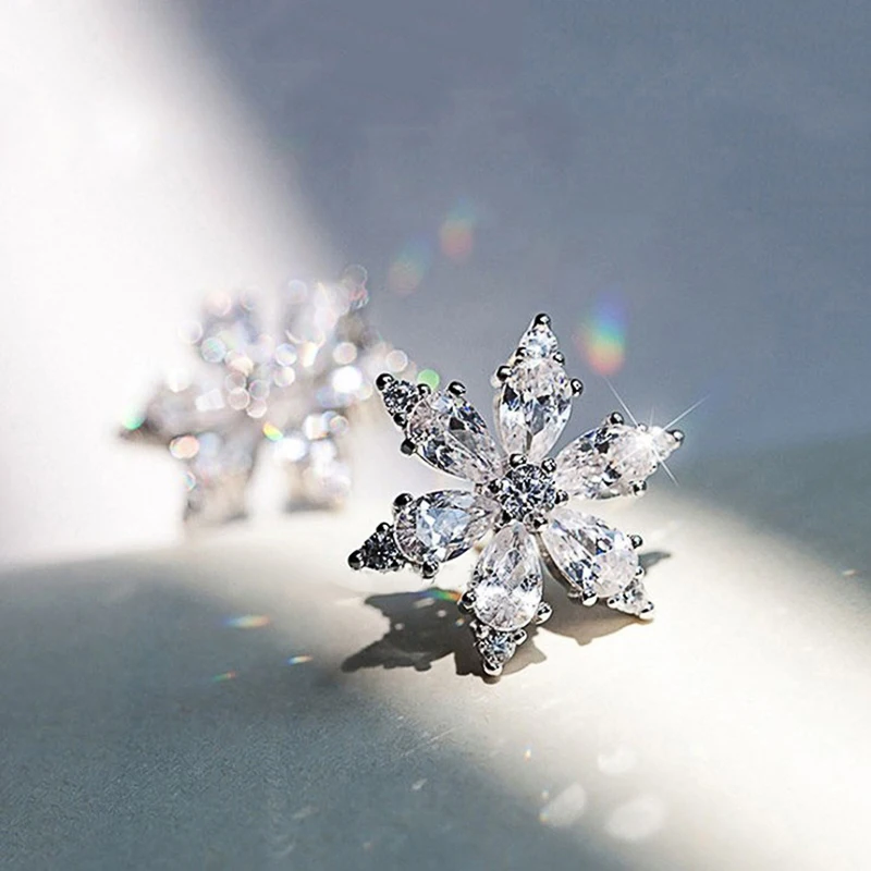 Huitan Dazzling Cubic Zirconia Flower Stud Earrings for Women Delicate Accessories Gift Party Daily Wear Luxury Fashion Jewelry