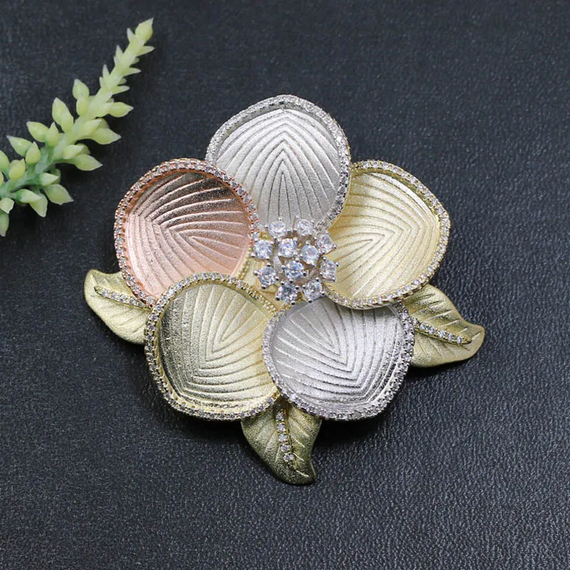 

Vanifin Fashion Jewelry Classic Graceful Flower with Leaf Brooch Pendant Dual Use for Engagement Banquet Luxury Bridal Gift