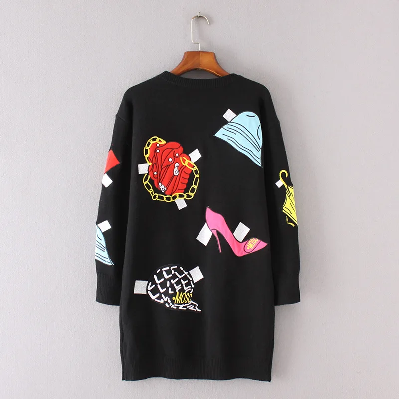 سترة شتوية لعام 2025 للسيدات بتصميم علامة تجارية فاخرة قفازات أنيقة نظارات بكعب عالي مطرزة فضفاضة دافئة محبوكة جديدة