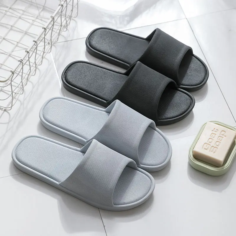 Comfortable Japanese home slippers men\'s summer indoor bathroom bath non-slip anti-odor bath home plastic soft-soled sandals