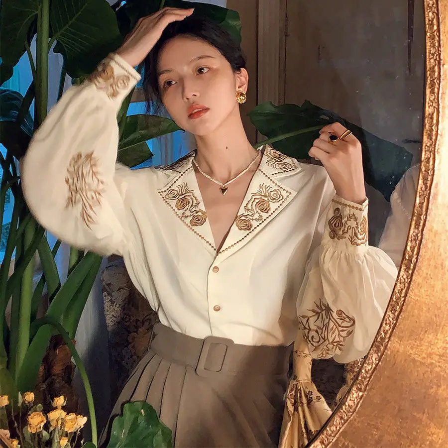 New Women Luxury Vintage Embroidery Floral Blouses Long Lantern Sleeve Shirts Woman Party Nice Elegant Blouses Tops NS709