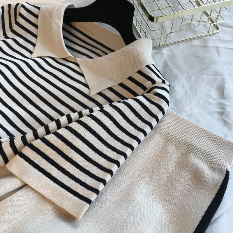 Fashion Stripe Patchwork Knitted Two Peice Set Women Turn-Down Collar Short Sleeve T-shirt+Calf-Length Pants Casual Tracksuits